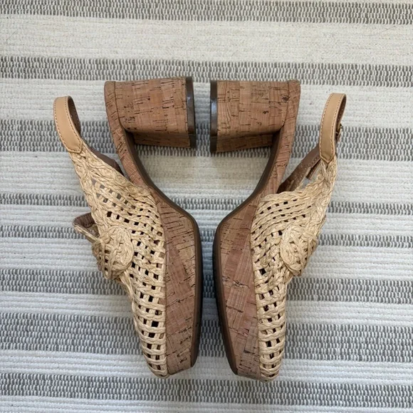 Aerosoles Santiago Raffia Loafer - Picture 5 of 9